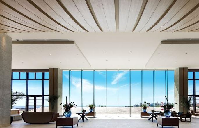 Hilton Okinawa Chatan Resort lobby