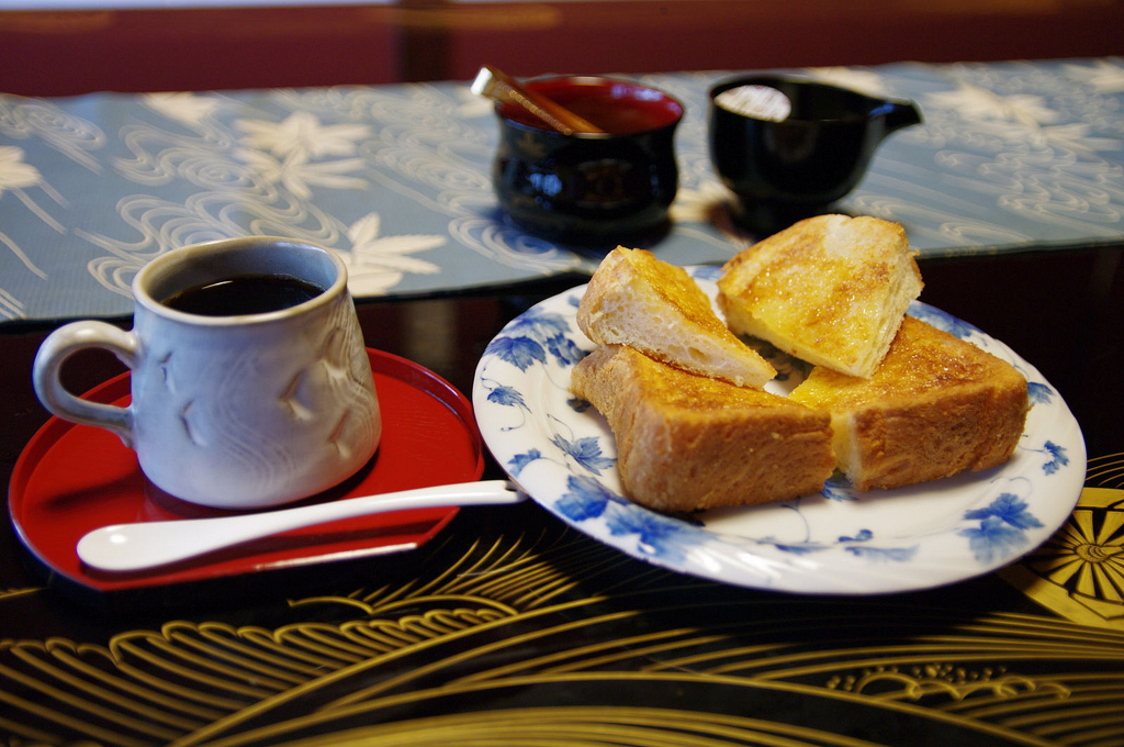Breakfast in Kanazawa (photo:Hideya HAMANO/flickr)
