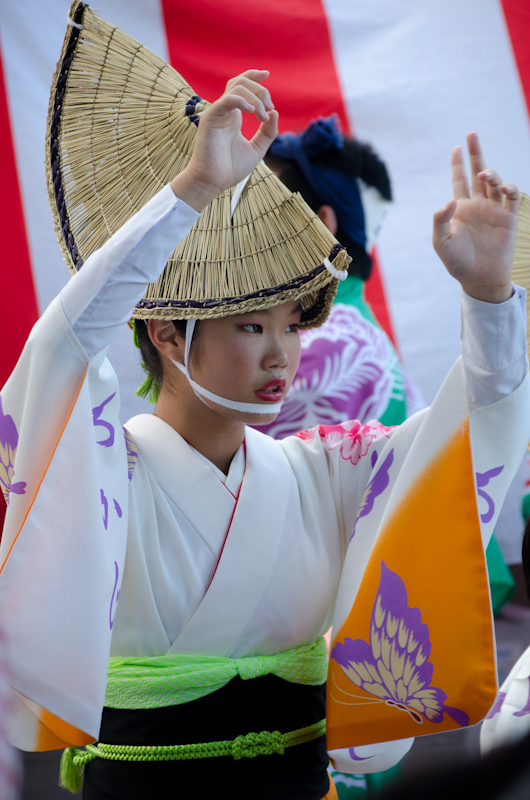 Awa Odori Dancer (photo:  jcruz2000/flickr)