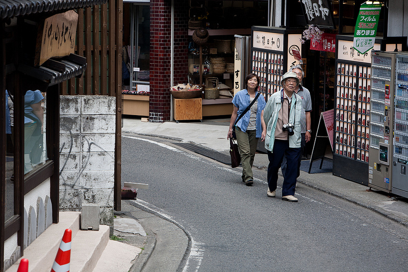 Strolling through Kusatsu Onsen in Gunma Japan (photo:  Lynt/flickr)