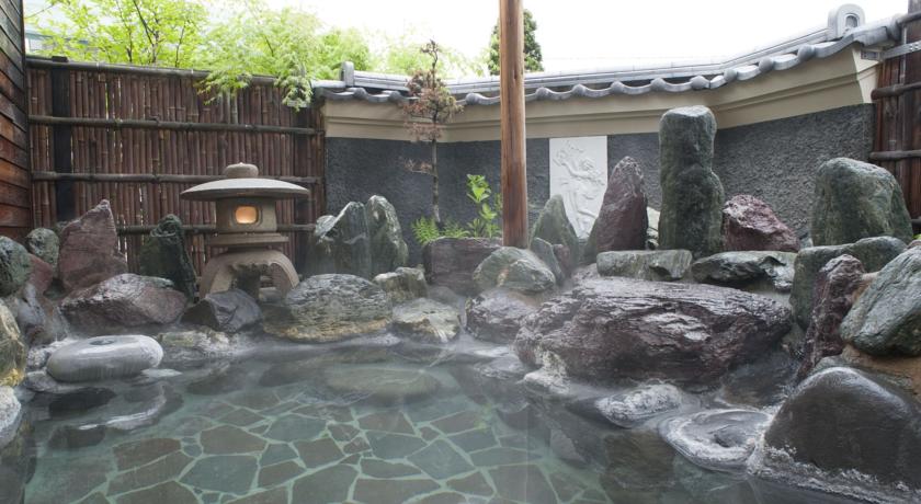 Kiyoshigekan Hotel Outdoor Onsen