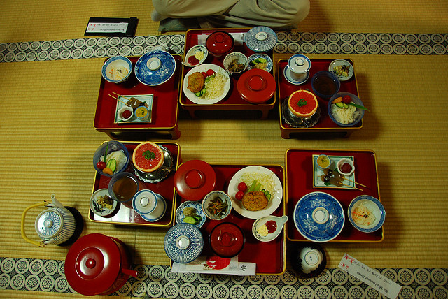 Shojoshin-in vegetarian dinner (photo:  weirdo513-flickr)