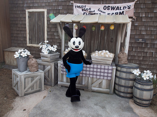 Oswald the Lucky Rabbit meet and greet at Toky...