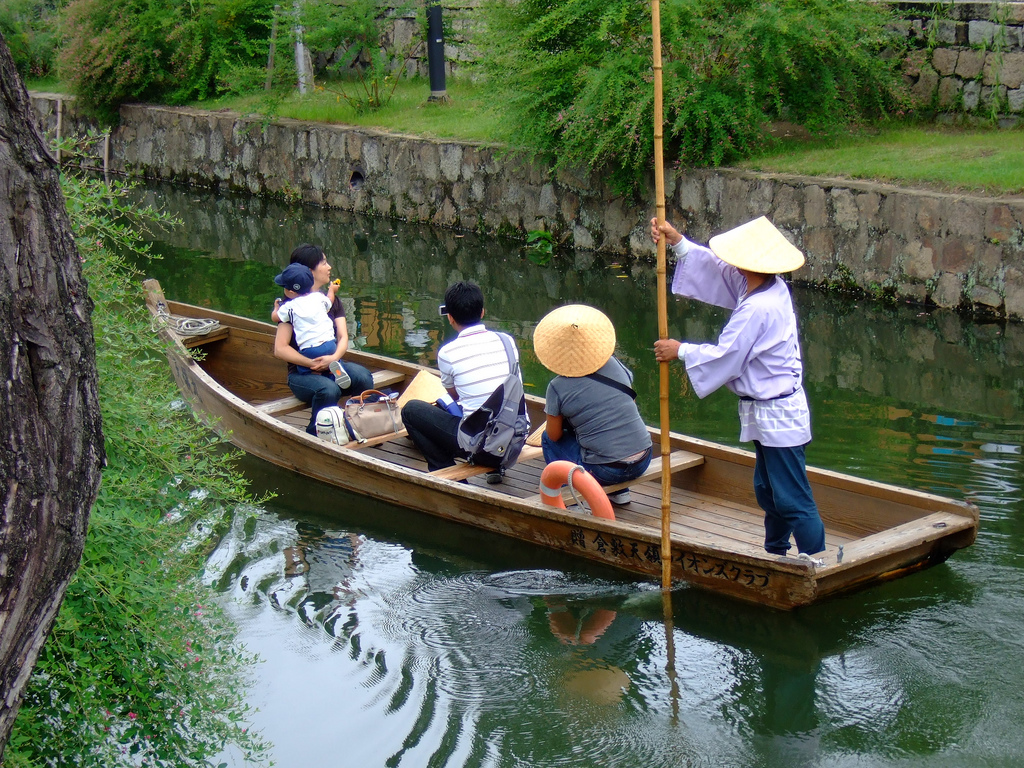 Kurashiki Bikan Historical Quarter waterway boat