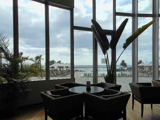 Cypress Resort Kumejima Restaurant overlooking ocean (photo: TripAdvisor)