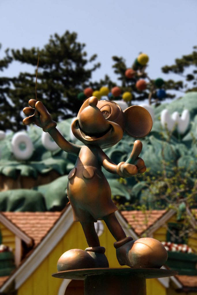 Disneyland Tokyo Mickey Conductor Statue