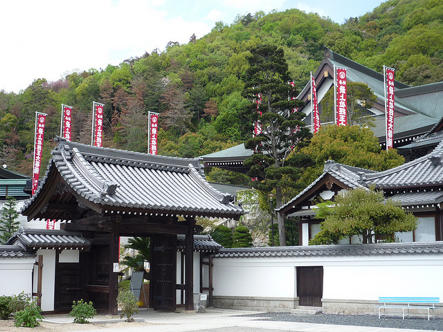 Saijo Inari in Okayama (photo: frasercgraham/flickr)