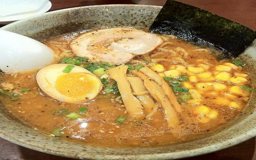 Sapporo miso ramen with garlic oil #dinner