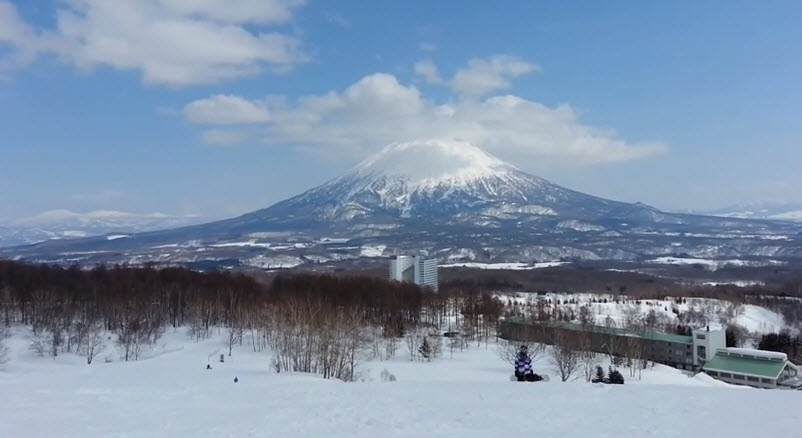 Niseko Village beautiful dayjpg