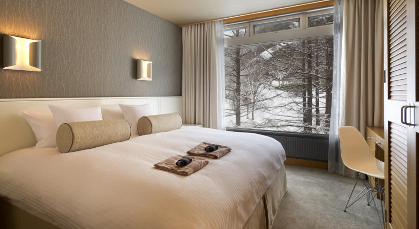 The Green Leaf Hotel room in Niseko Village