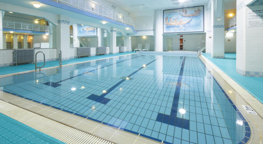 Fujiya Hotel pool in Hakone