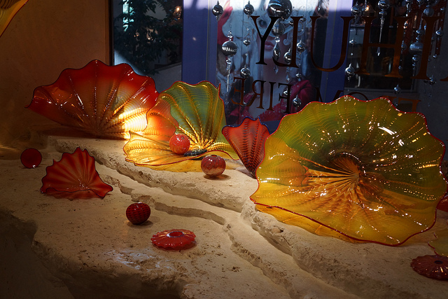 Hakone Venetian Glass Museum glass display (photo:  Kentaro Ohno/flickr)