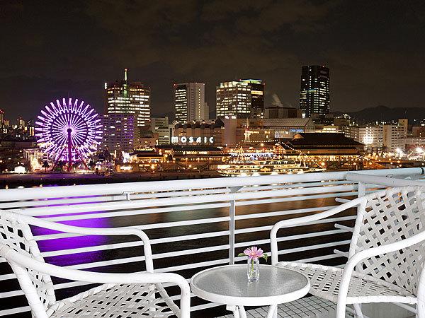 Kobe Meriken Park Oriental Hotel Room View of Downtown