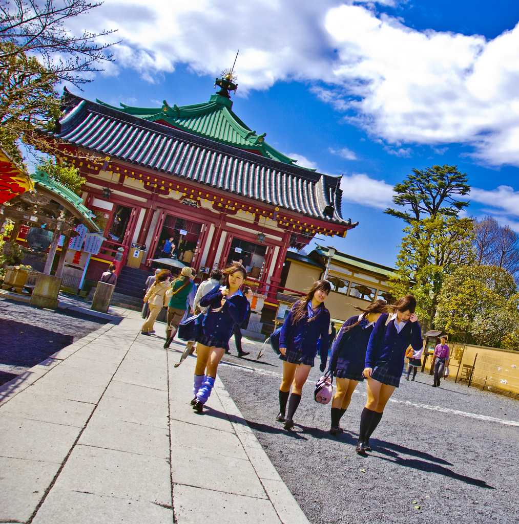 Ueno park temple zyoshikousei