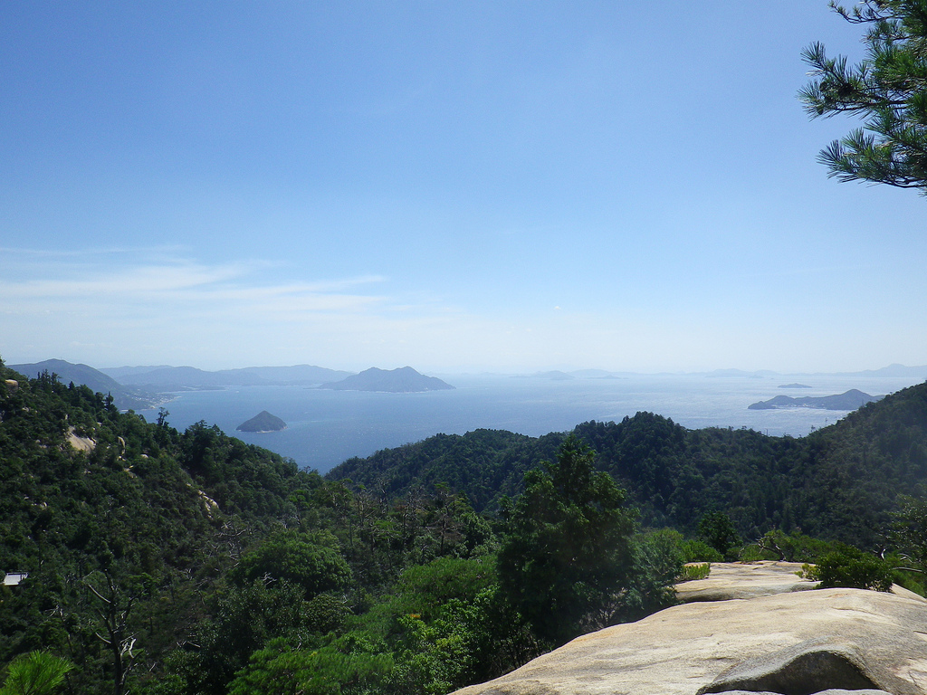 Top of the world wandering in Miyajima