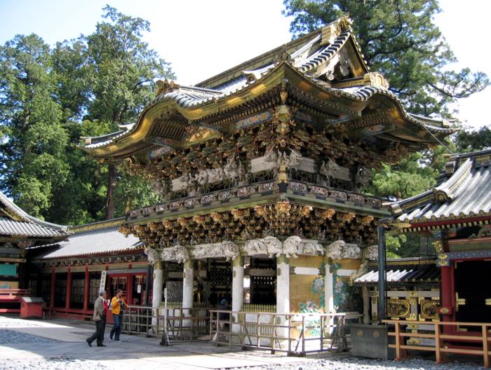 English: The Yomeimon Gate of Tosho-gu Shrine,...