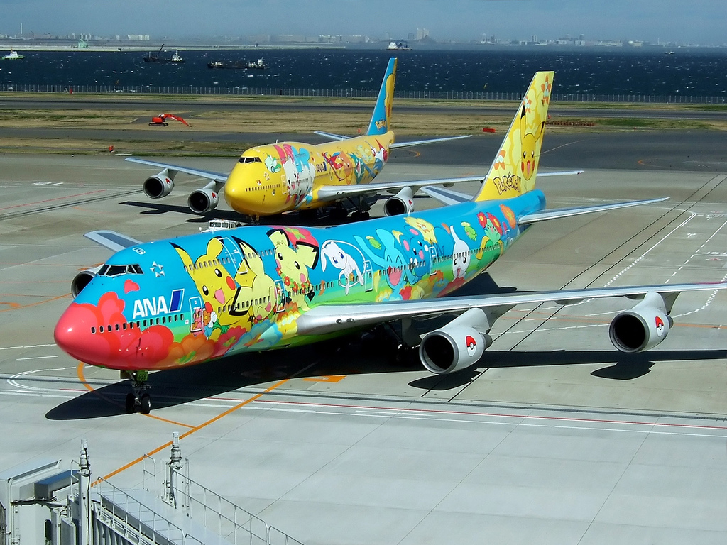 Pokemon Jet (Ohana Jumbo & Pikachu Jumbo)