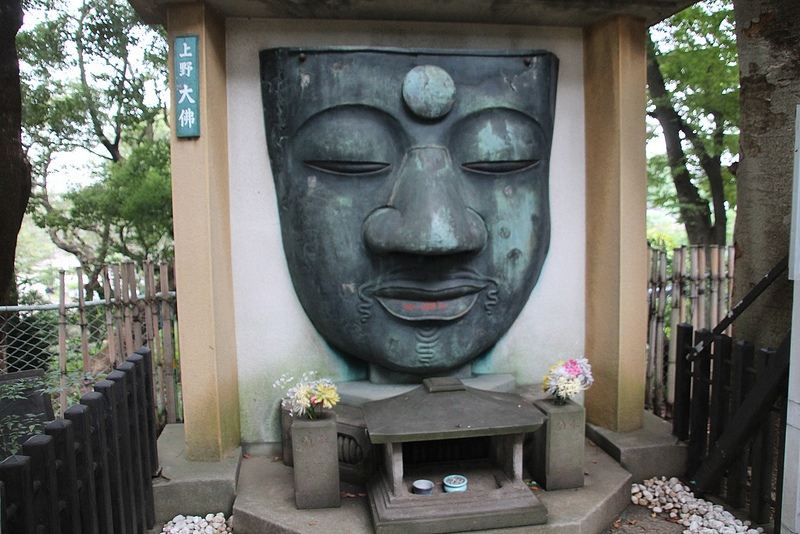 Buddha (Ueno 7 Chome, Tokyo) (photo: Rachel Clarke/flickr)