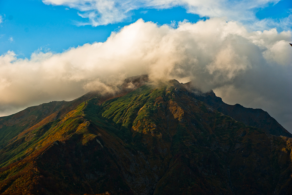 Mt. Tanigawadake (photo: Yukilingg/flickr)