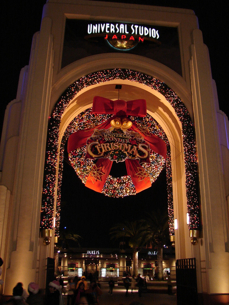 Universal Studios Japan Christmas (photo:  Jeffrey & Mami/flickr)