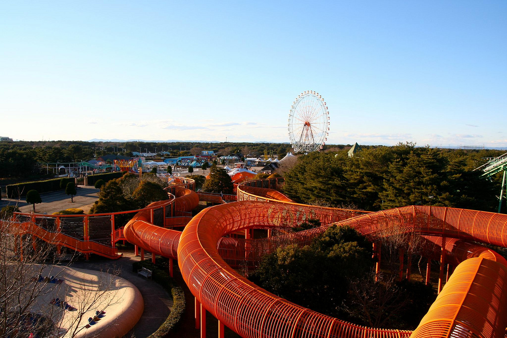 Hitachi Seaside Park entertainment rides (photo:  bvalium/flickr)