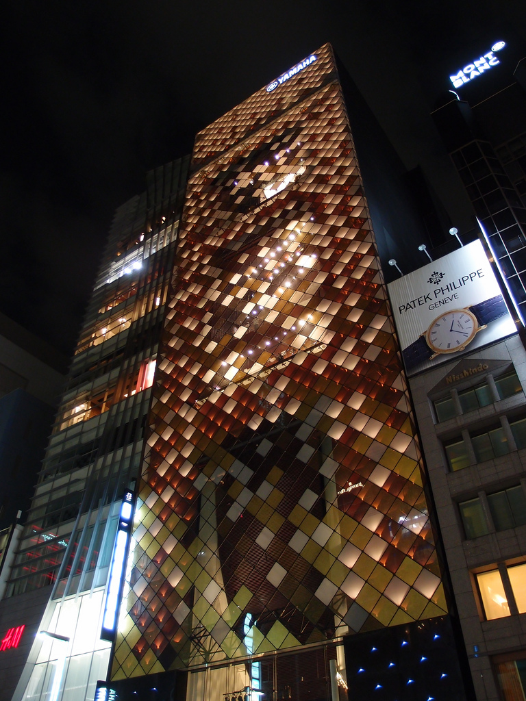 Yamaha store @ Ginza at night