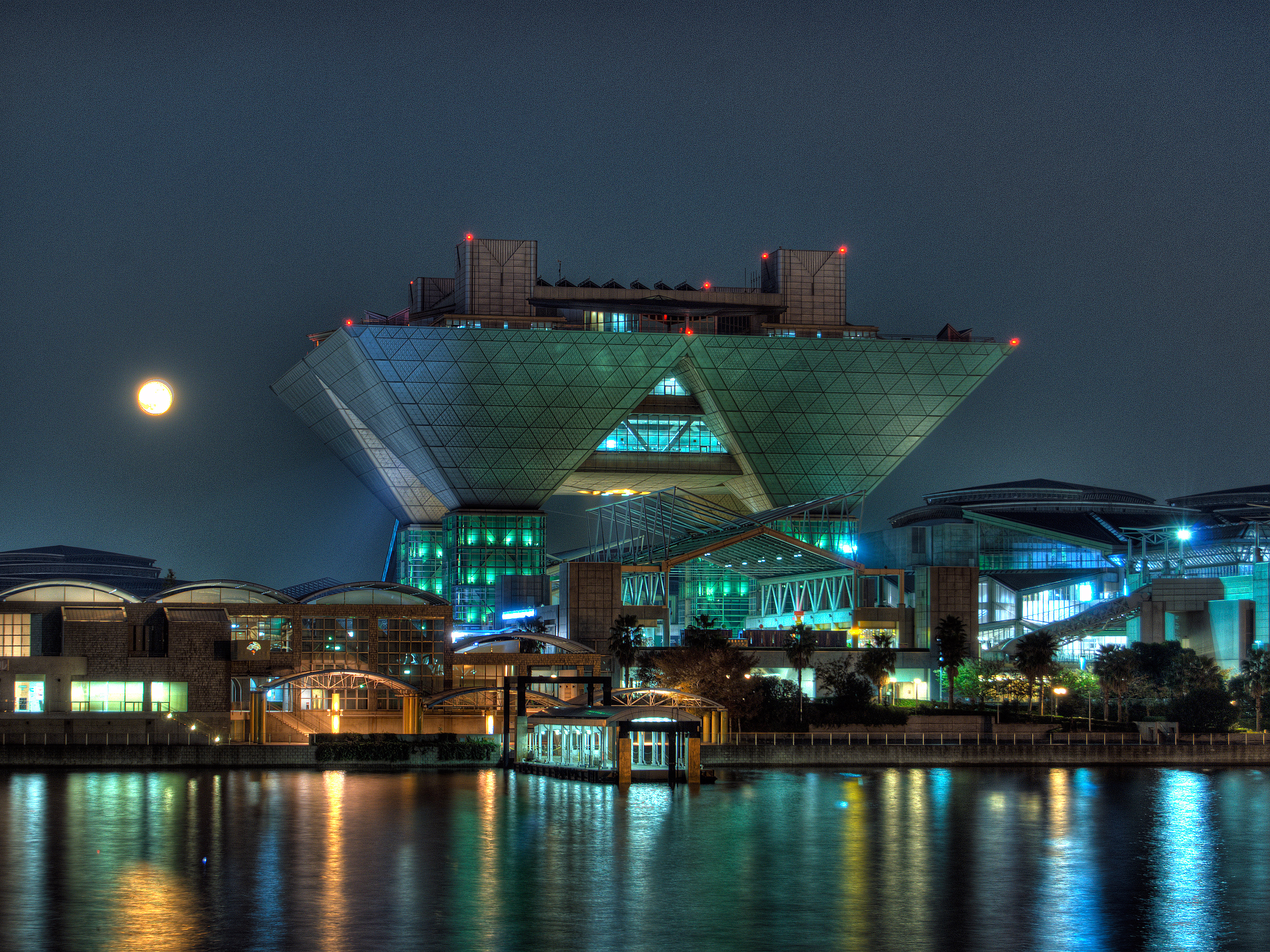 Tokyo Big Sight (Night Scene).