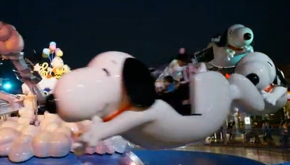 Flying Snoopy Universal Studios Japan