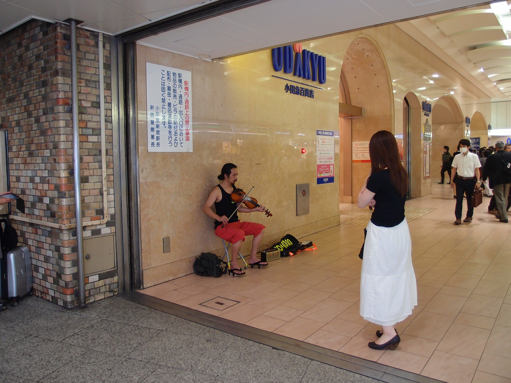 Busker + fan @ Shinjuku Station