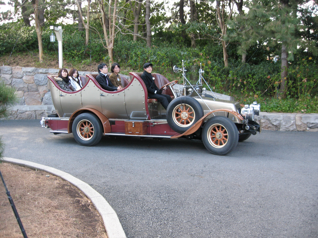 Big City Vehicles DisneySea