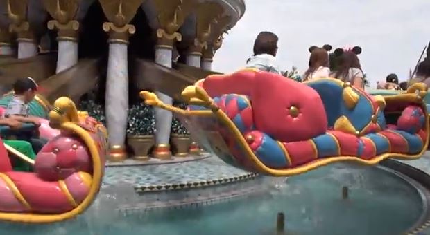 Jasmine's Flying Carpets Tokyo DisneySea