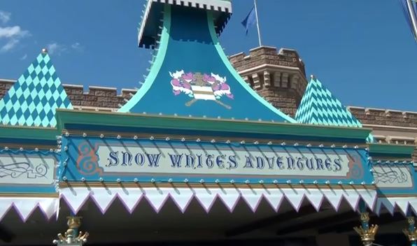 Snow Whites Adventures @ Tokyo Disneyland Resport