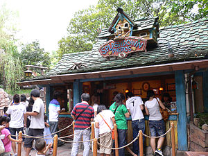 Splashdown Photos (Tokyo Disneyland Shop)