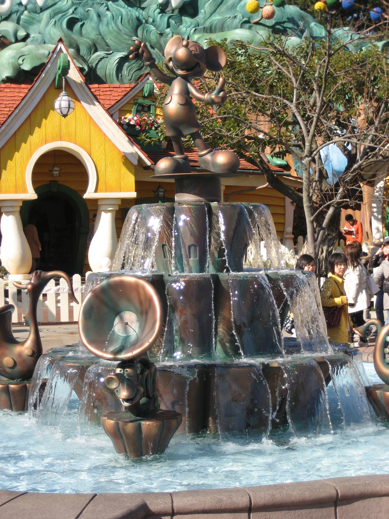 Tokyo Disneyland Toon Town