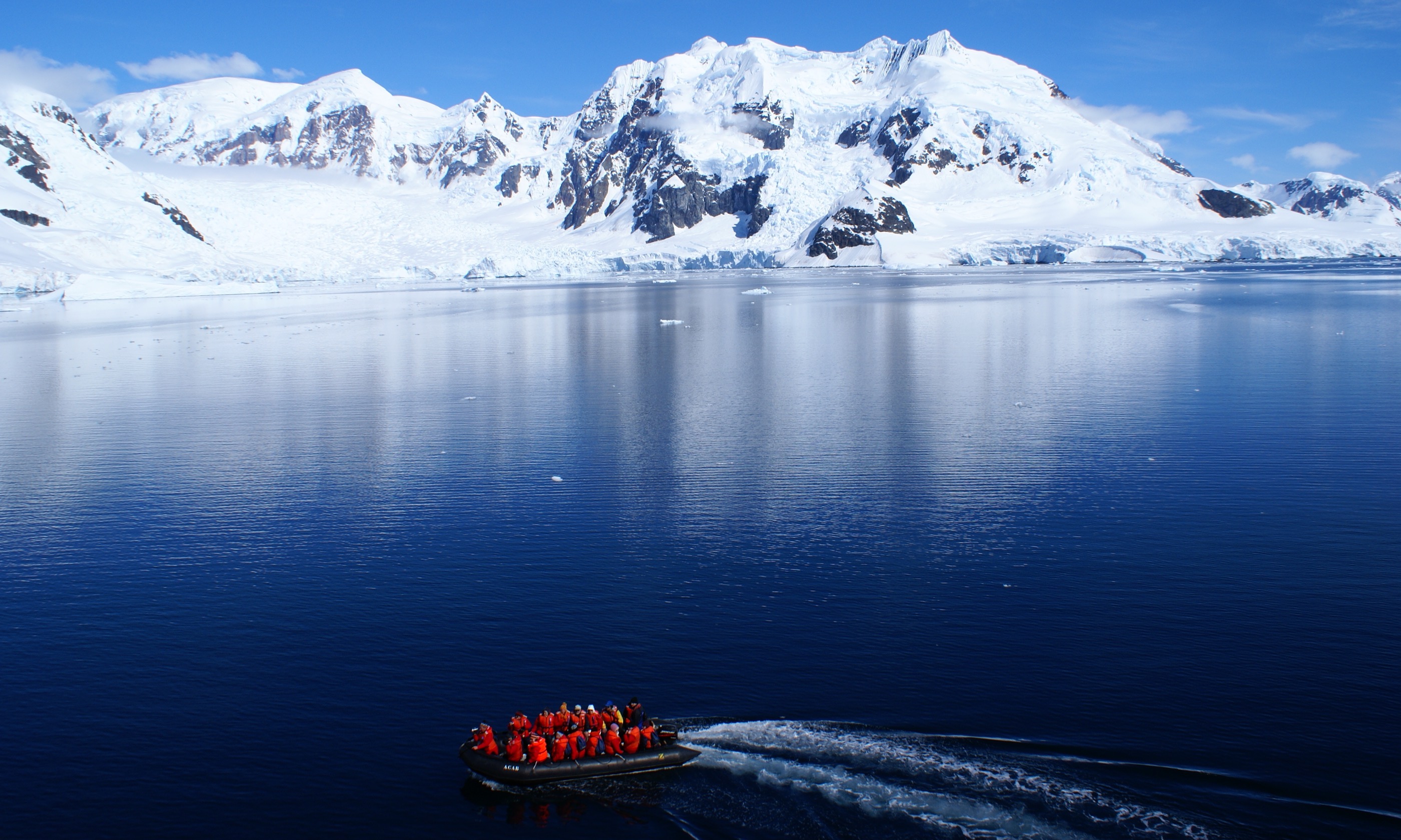 Paradise Harbour, Antarctica (Shutterstock.com)