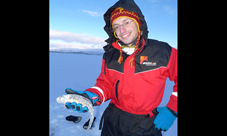 Ice Fishing (Abisko.net)