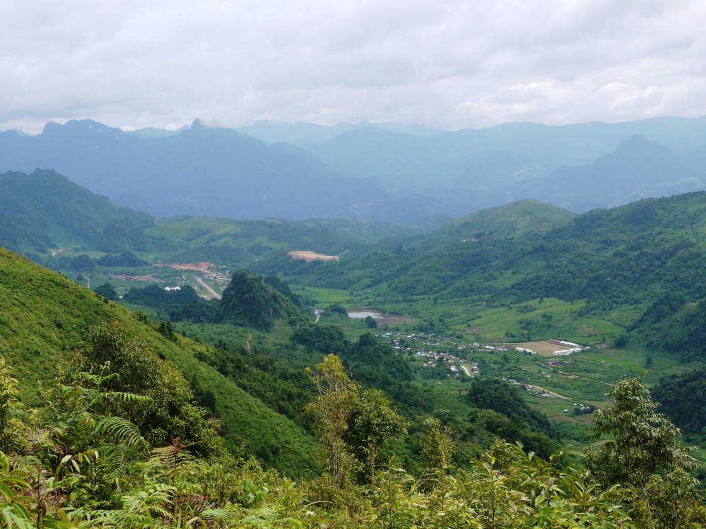 Laos Motorcycling Tour Long Cheng