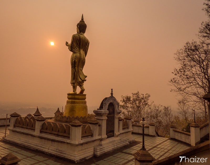 Wat Phra That Khao Noi at sunrise