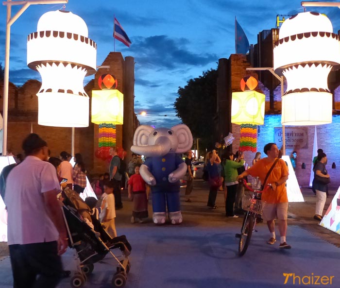 Chiang_Mai_International_Lantern_Festival3