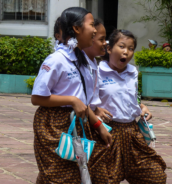 School-children at Wat Pho, Bangkok