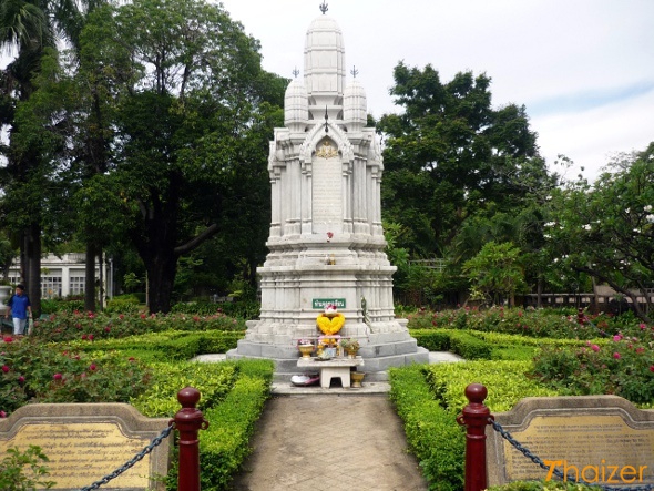 Royal memorial at Saranrom Garden, Bangkok