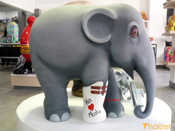 Statue of Mosha - the elephant who inspired the Elephant Parade