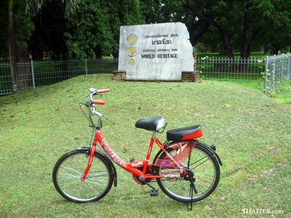 bicycle around Sukhothai Historical Park