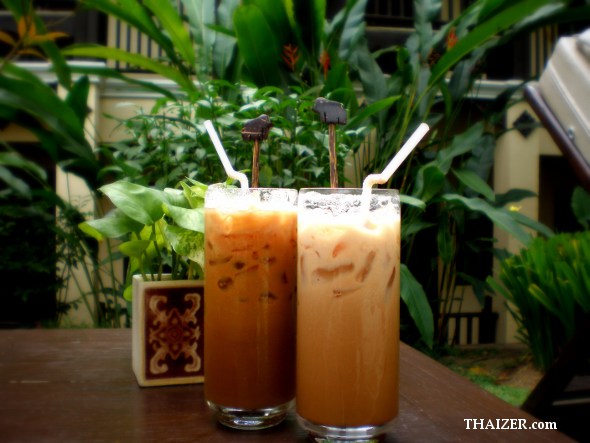 Two glasses of iced Thai coffee
