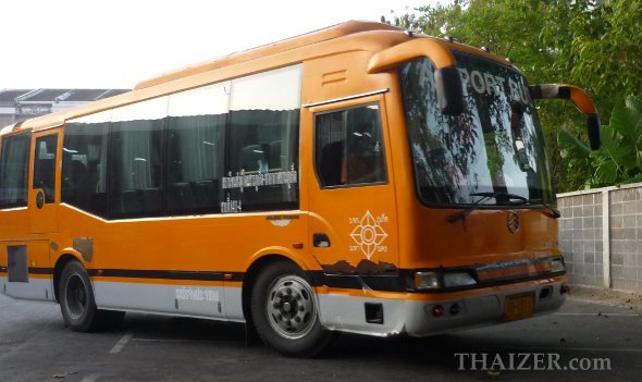 Phuket airport bus