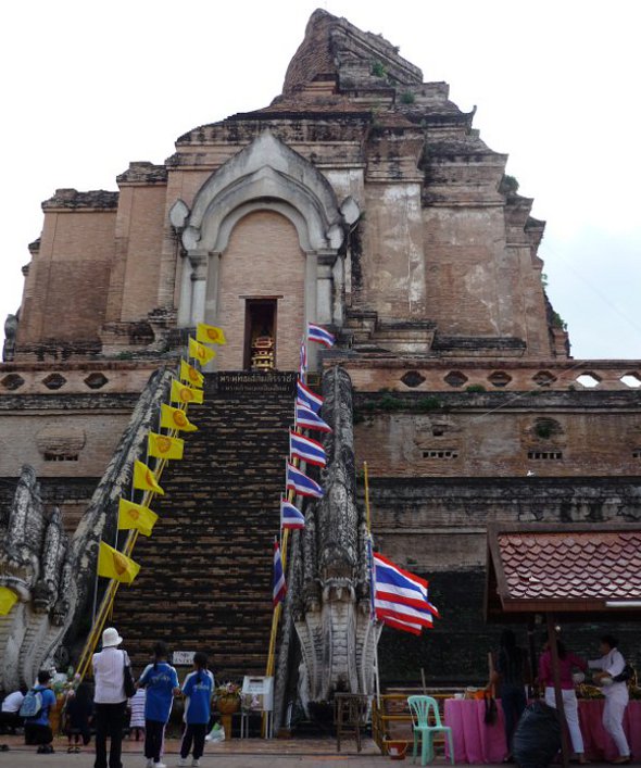 The eastern side of the pagoda with the alcove which holds the replica image of the Emerald Buddha