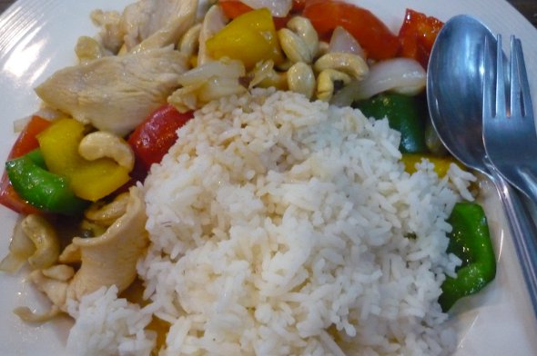 Thai style stir fry chicken with cashew nuts