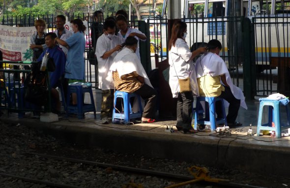 haircut at Bangkok Hualamphong train station