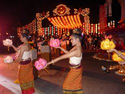 Yi Peng and Loy Krathong Festival, Chiang Mai