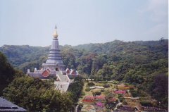 royal-chedis-at-doi-inthanon-national-park